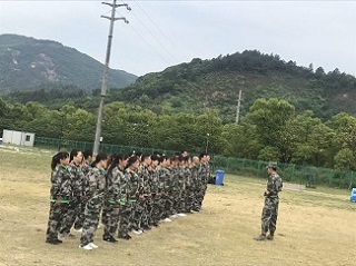 “激情熔煉團隊，凝聚成就夢醒”-誠立&邁思德2019年團建活動